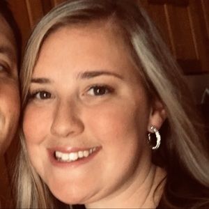 Meet your Posher, Ariana